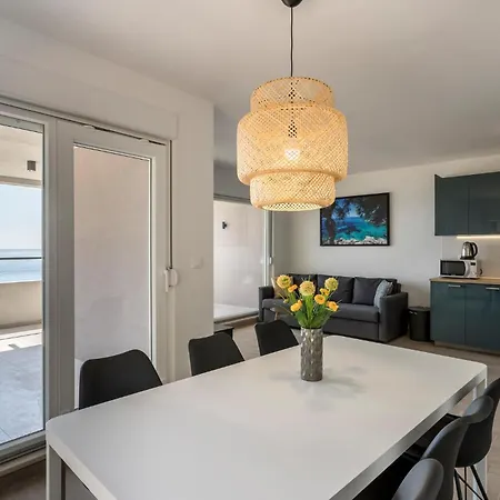 아파트 Cozy In Dingac With House Sea View